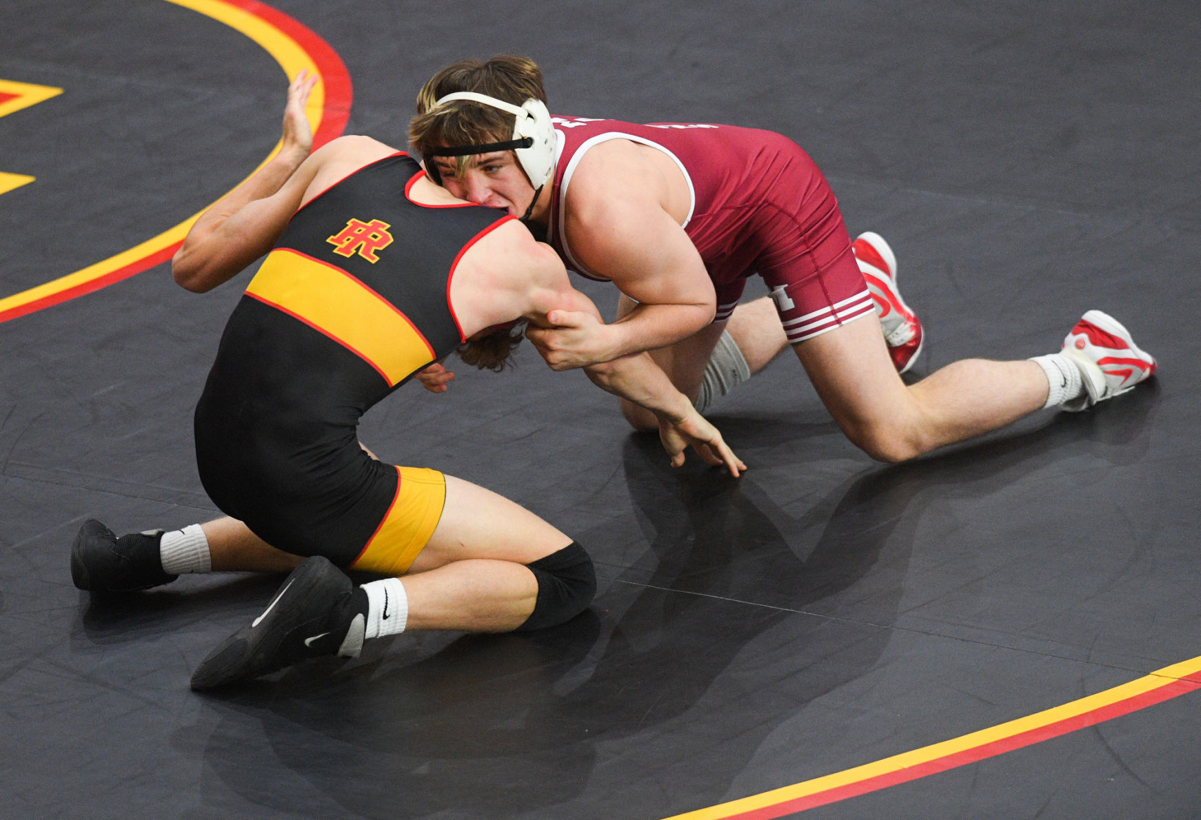 04921-qc-spt-moline-ri-wrestling-008